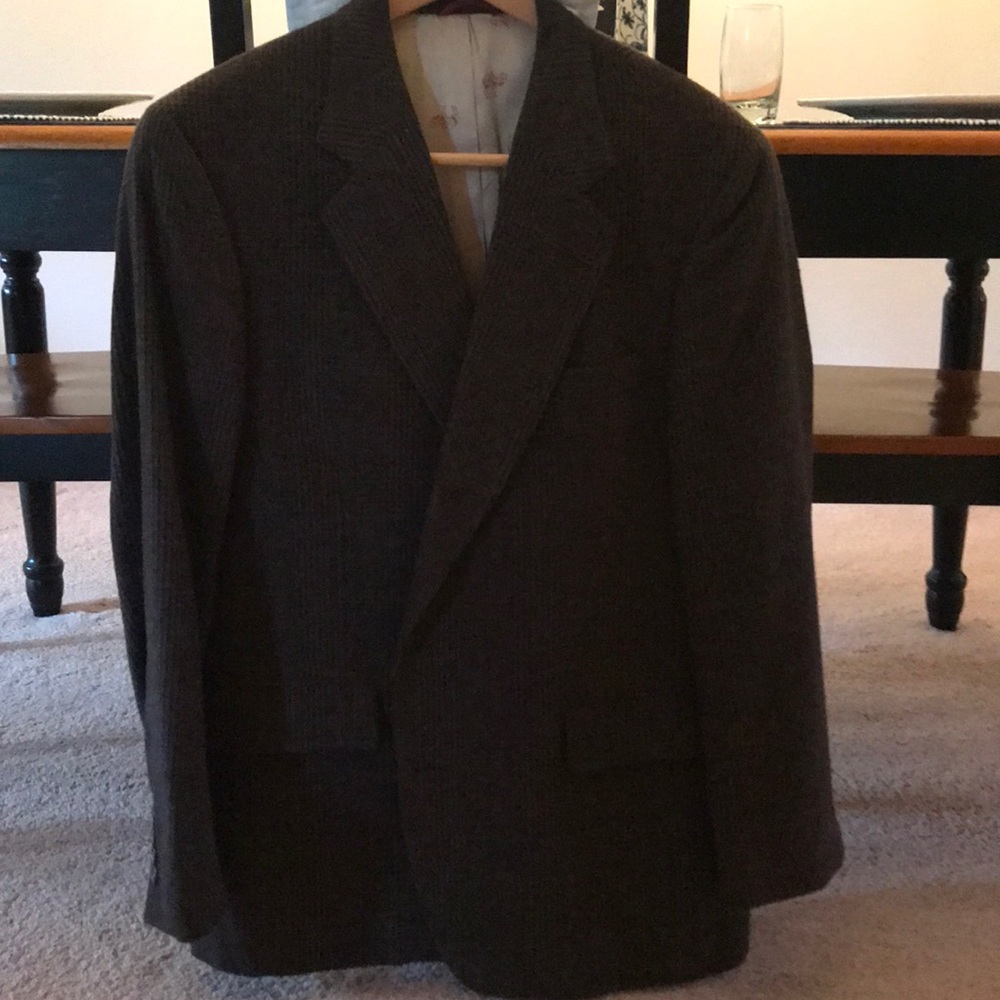 Beautiful brown camel hair sport coat.